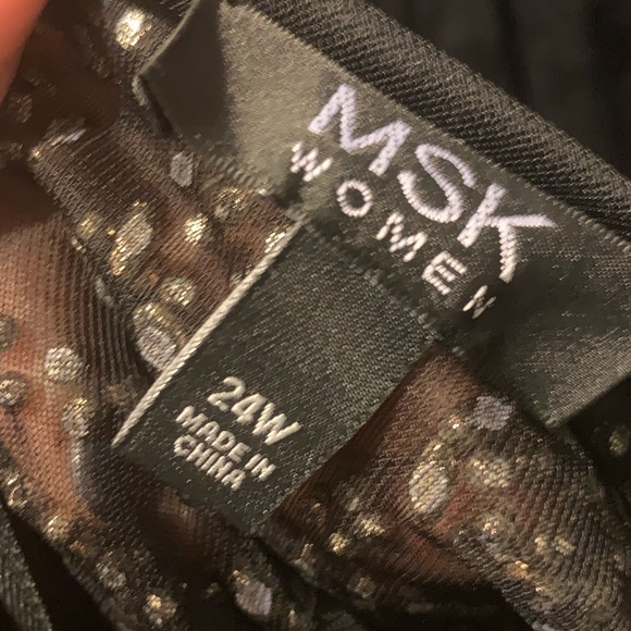 Plus size Little black dress - Picture 2 of 3